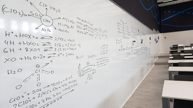 TU Delft, Chameleon whiteboards