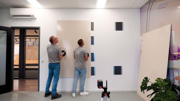 Hoe monteer ik een Chameleon whiteboardwand?